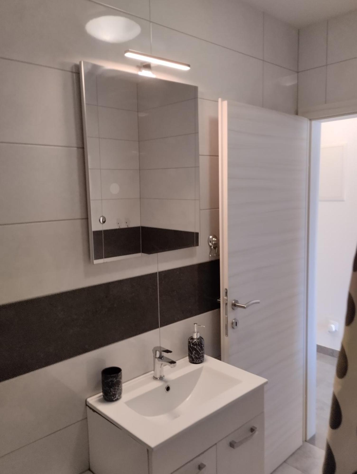 Apartma Azurre Postojna Exterior foto